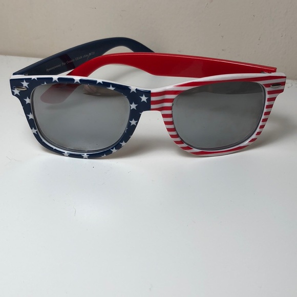 Accessories - American flag printed glasses👓🕶🇺🇸🇺🇸